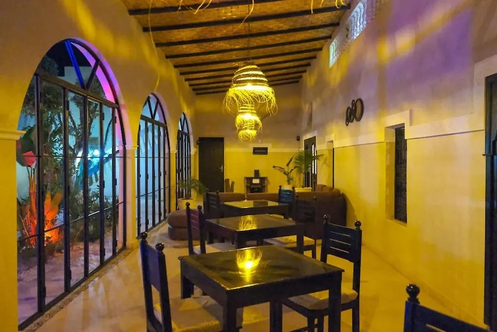מרקש Villa Privee 6 Chambres Avec Piscine Chauffee En Option Sans Vis-A-Vis מרוקו